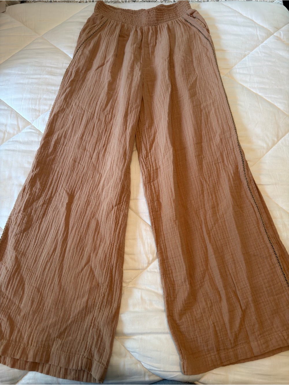 Aerie Gauzy High Rise Wide-Leg Lightweight Pull On Pants